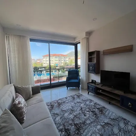 Apartmán Merkezde Uzun Kisa Donem Kiralik Daire Alanya