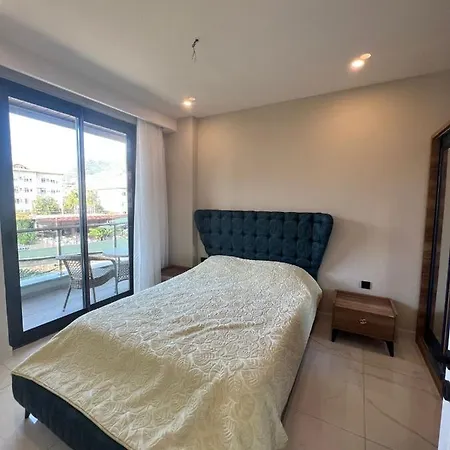 Merkezde Uzun Kisa Donem Kiralik Daire Apartmán
